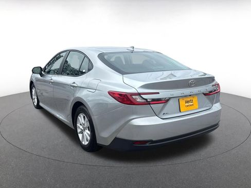 Used 2025 Toyota Camry LE FWD image 12