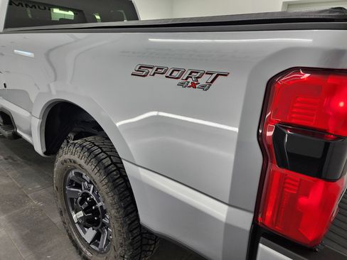 Used 2024 Ford F350 XLT w/ XLT Premium Package image 33