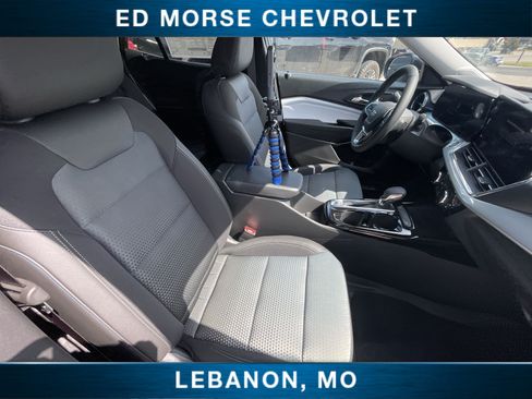 New 2026 Chevrolet Trax LT w/ Driver Confidence Package FWD image 25