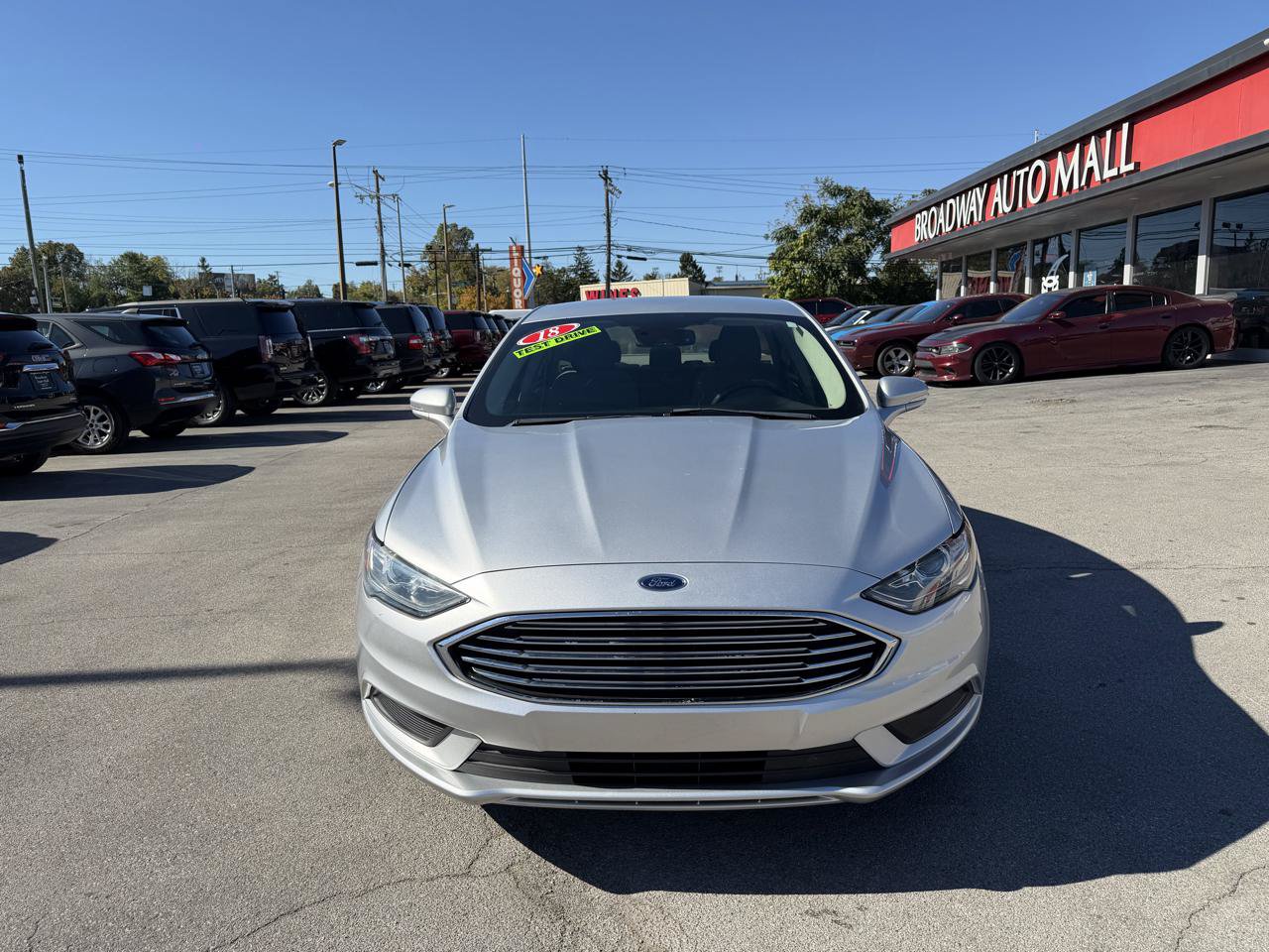 Used 2018 Ford Fusion SE FWD image 8