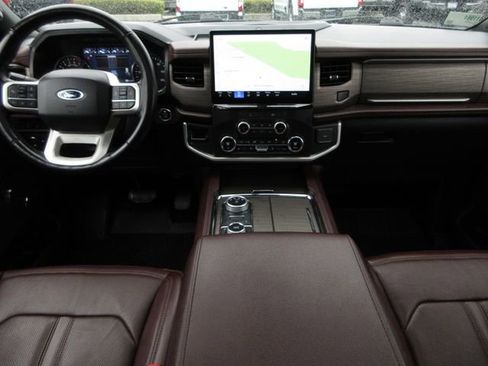 Certified 2022 Ford Expedition Limited image 21
