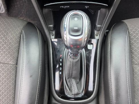 Used 2018 Buick Encore Preferred FWD image 38