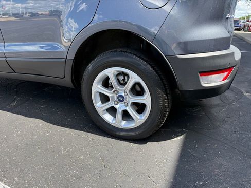 Used 2022 Ford EcoSport SE w/ SE Convenience Package image 9