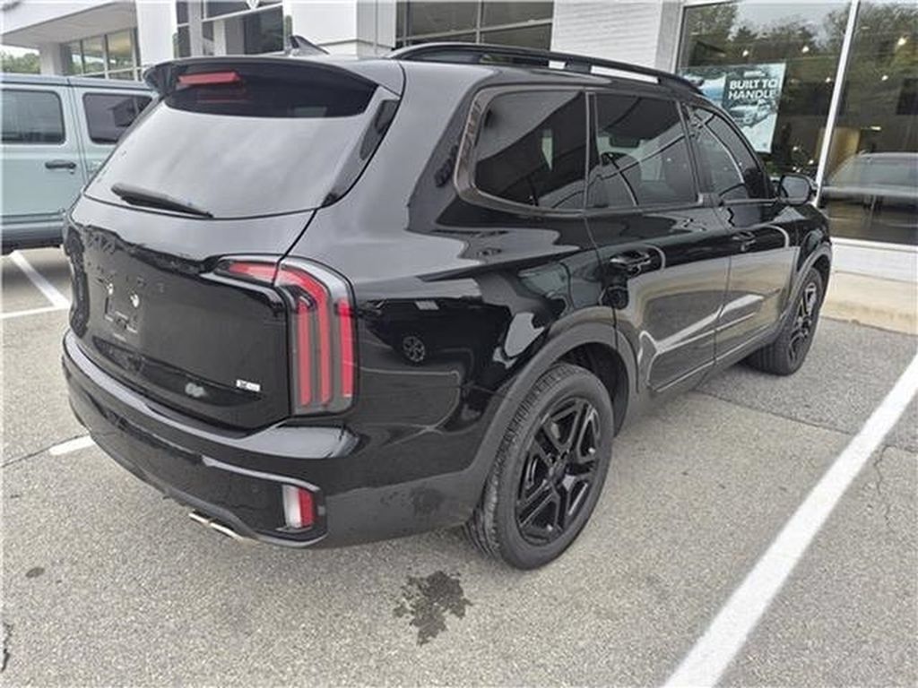 Used 2025 Kia Telluride SX X-Line AWD/4WD image 10