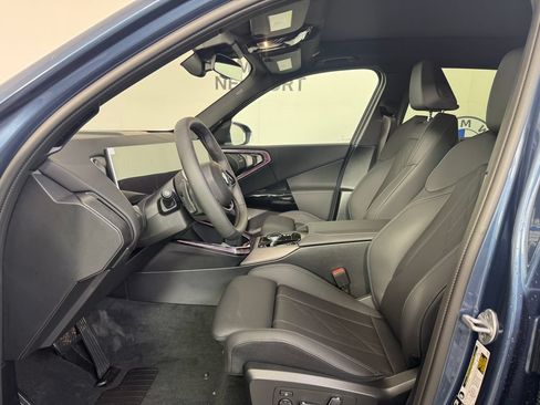 New 2026 BMW X3 xDrive30i w/ Convenience Package AWD/4WD image 2