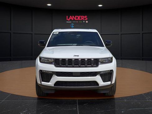 New 2026 Jeep Grand Cherokee Limited w/ Limited Altitude Package RWD image 4
