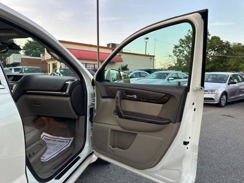 Used 2014 GMC Acadia Denali AWD/4WD image 14
