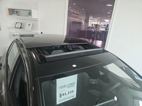 New 2025 Volkswagen GTI Autobahn image 9