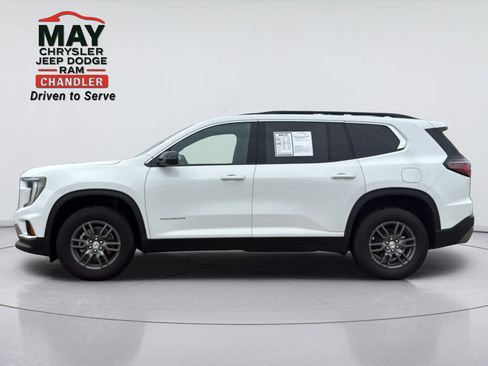 Used 2025 GMC Acadia Elevation FWD image 4