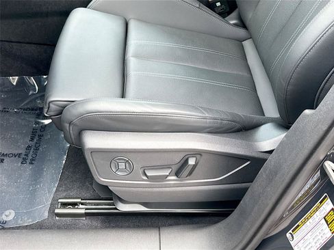 Certified 2025 Audi Q5 Premium w/ Premium Plus AWD/4WD image 20