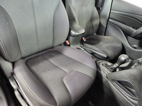 Used 2015 Dodge Dart SXT FWD image 10