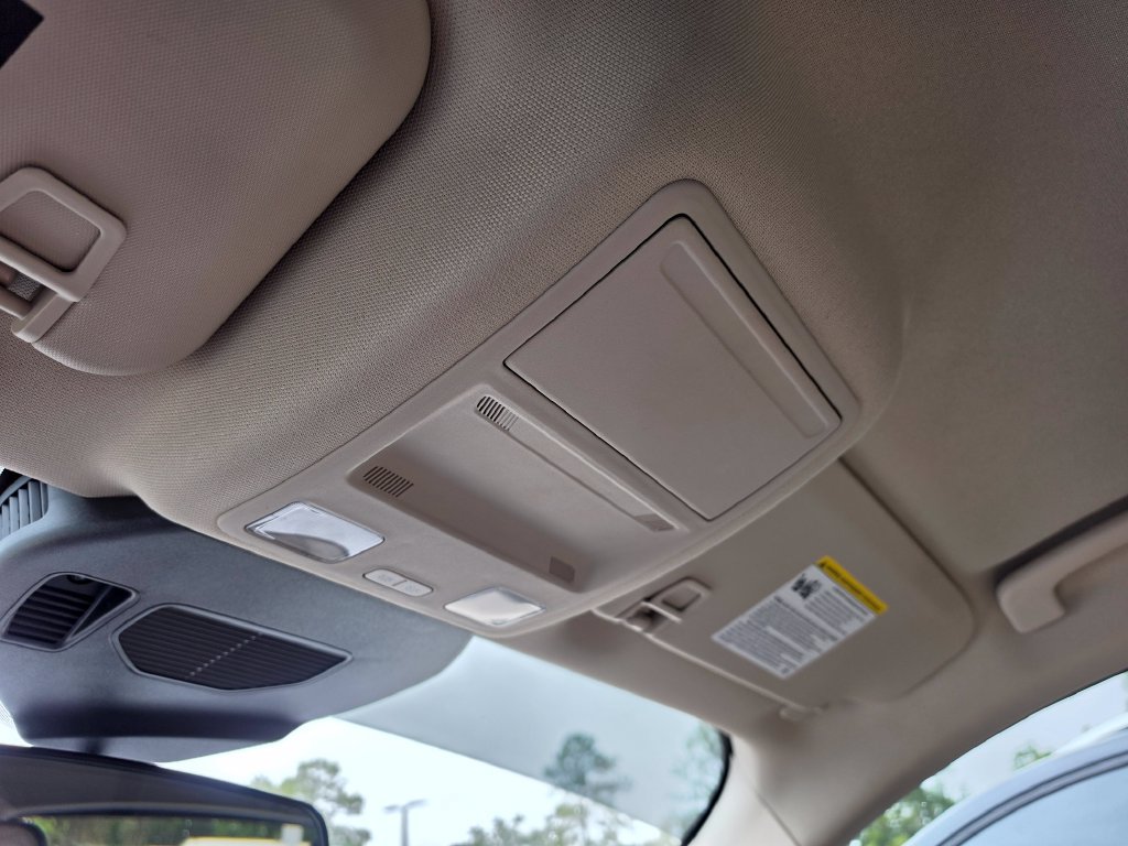 Used 2020 Ford Escape SEL FWD image 31