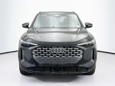 Used 2025 Audi Q5 Premium Plus image 2