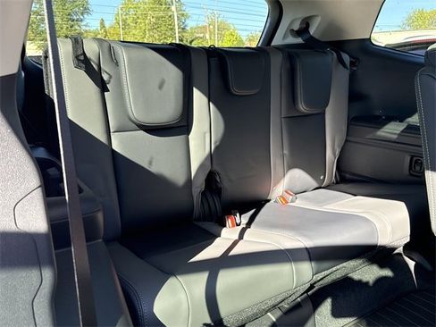 New 2025 Subaru Ascent Onyx Edition image 19