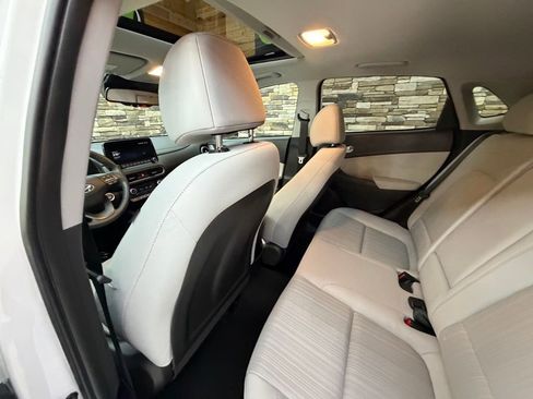 Used 2023 Hyundai Kona SEL w/ Convenience Package image 28
