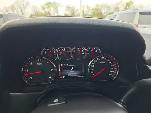 Used 2016 GMC Yukon SLT AWD/4WD image 18