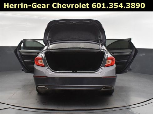 Used 2018 Honda Accord Sport image 51