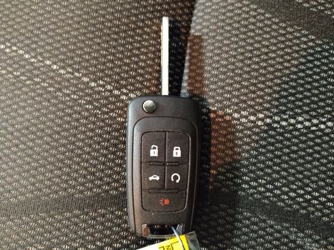 Used 2018 Chevrolet Sonic LT image 32