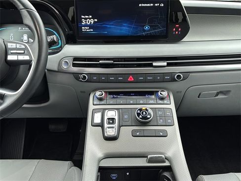 Used 2023 Hyundai Palisade SEL image 23