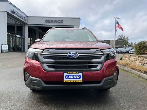 New 2025 Subaru Forester Premium image 3