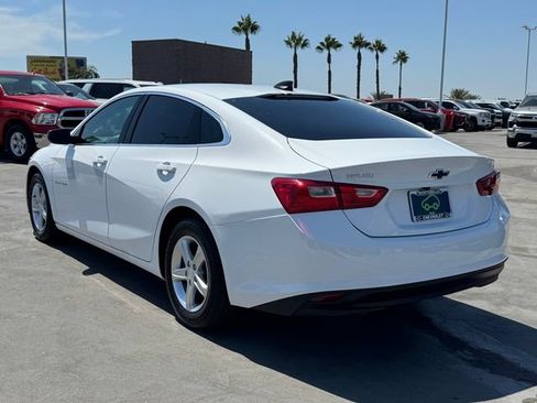 Certified 2023 Chevrolet Malibu LS FWD image 3