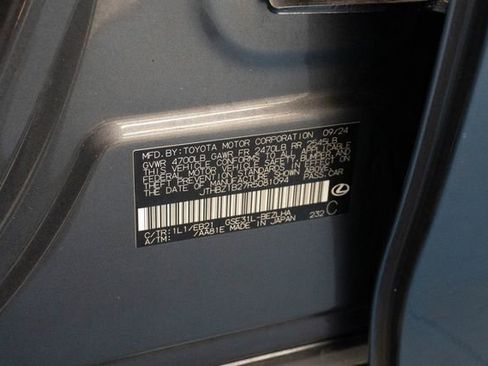 Used 2024 Lexus IS 350 F Sport w/ Accessory Package RWD image 36