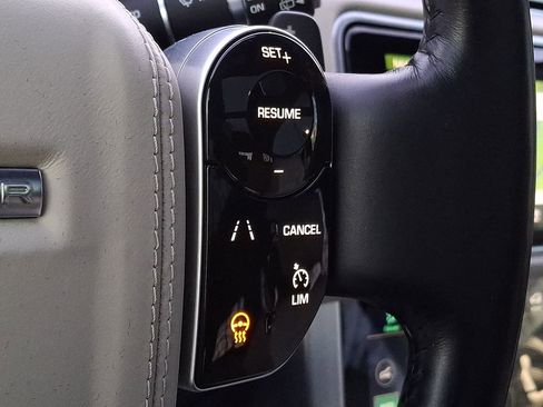 Used 2022 Land Rover Range Rover Westminster Edition image 18