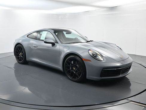 Certified 2024 Porsche 911 Carrera image 17