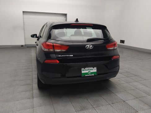 Used 2019 Hyundai Elantra GT FWD image 6