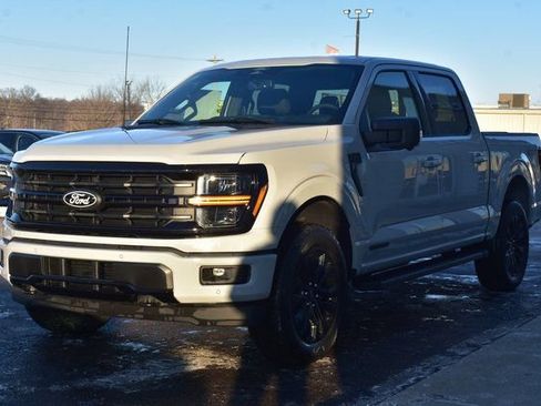 New 2026 Ford F150 XLT w/ Equipment Group 302A MID image 12