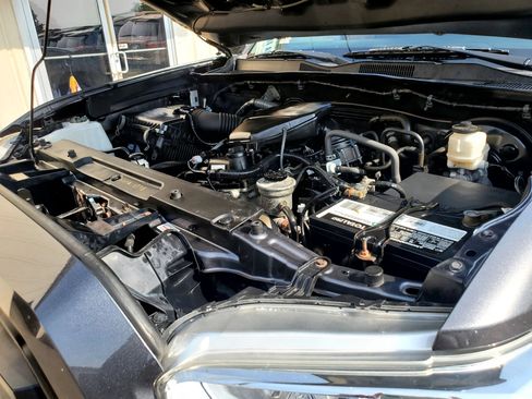 Used 2020 Toyota Tacoma SR w/ SR Convenience Package RWD image 42