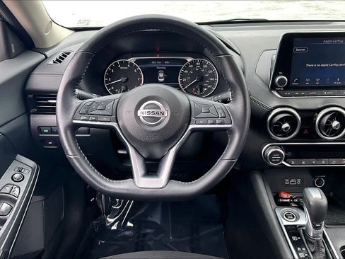 Used 2021 Nissan Sentra SV image 6