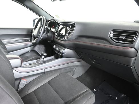 Used 2025 Dodge Durango GT AWD/4WD image 14