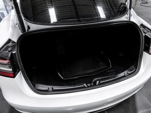 Used 2022 Tesla Model 3 Long Range AWD/4WD image 52