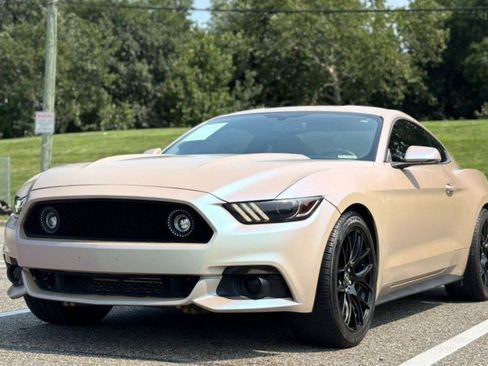 Used 2017 Ford Mustang Premium RWD image 1