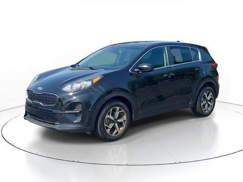 Used 2020 Kia Sportage LX FWD image 2