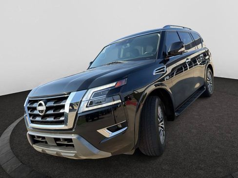 Used 2022 Nissan Armada SL w/ Captain's Chairs Package AWD/4WD image 3