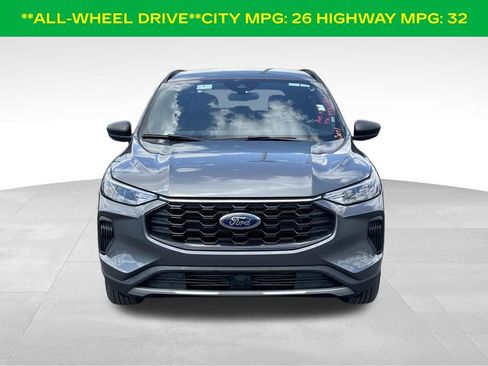 Used 2025 Ford Escape ST-Line AWD/4WD image 3