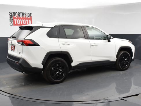 Used 2024 Toyota RAV4 LE image 4