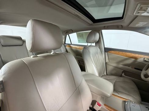 Used 2005 Toyota Avalon XLS FWD image 32