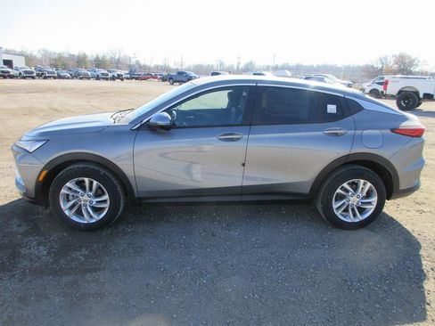 New 2026 Buick Envista Preferred image 9