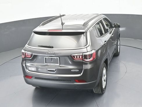 Used 2021 Jeep Compass Latitude image 45