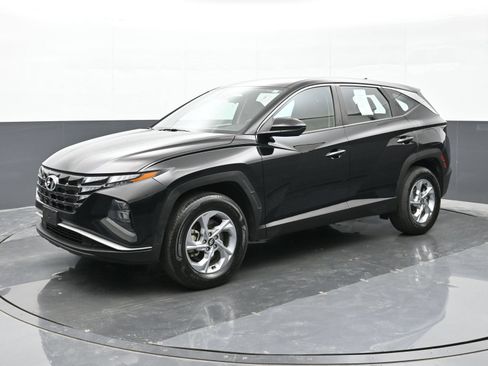 Certified 2023 Hyundai Tucson SE AWD/4WD image 2