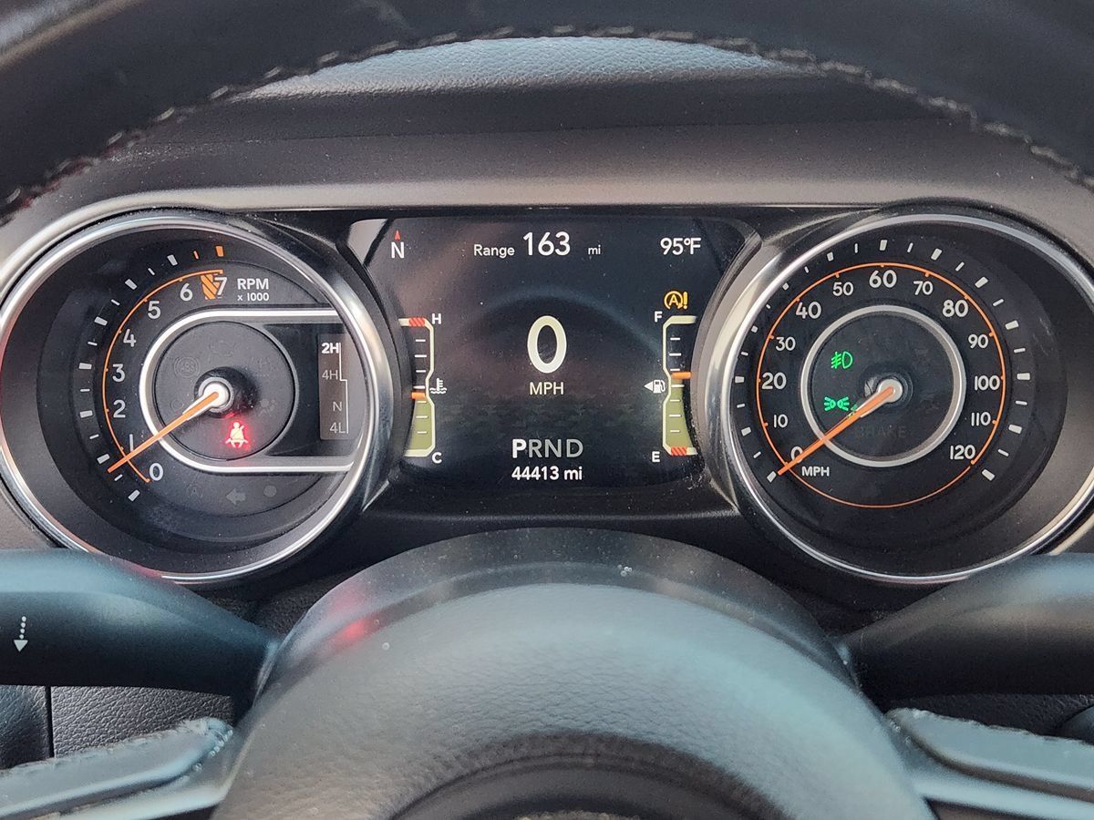 Used 2021 Jeep Gladiator Sport AWD/4WD image 35