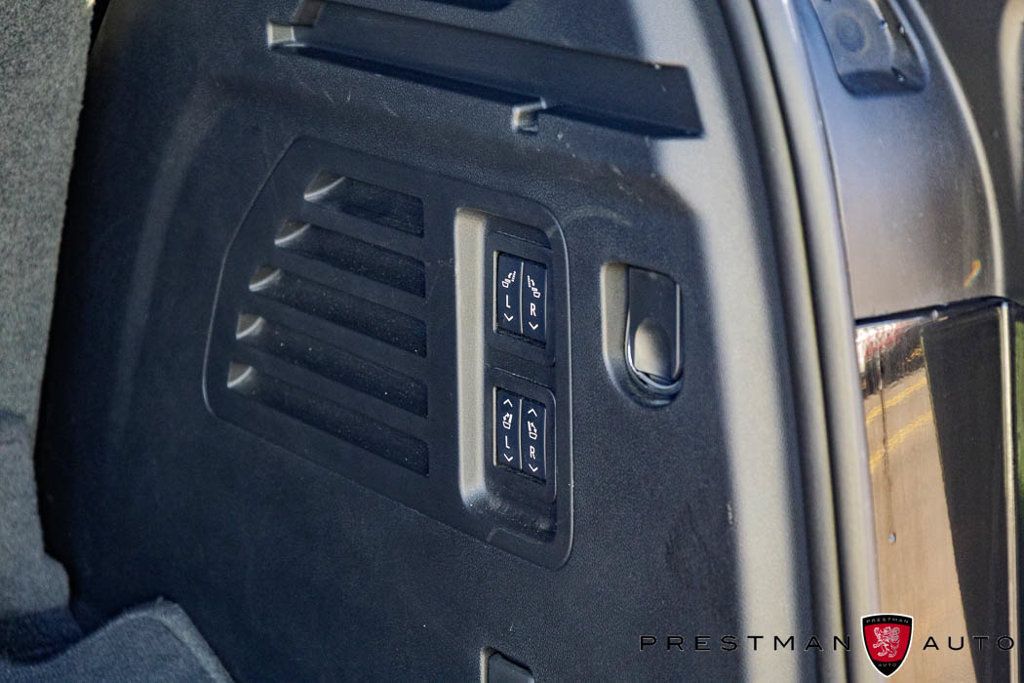 Used 2025 Chevrolet Traverse RS FWD image 42