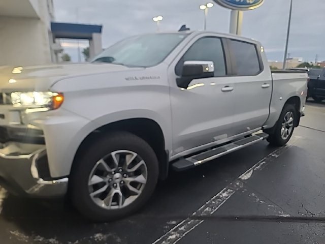 Used 2019 Chevrolet Silverado 1500 LT w/ All-Star Edition AWD/4WD image 3