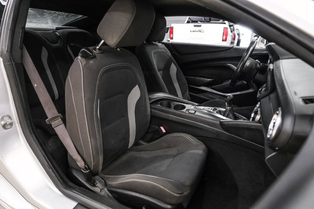 Used 2018 Chevrolet Camaro LS RWD image 30