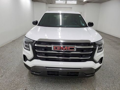 Used 2025 GMC Terrain Elevation AWD/4WD image 2
