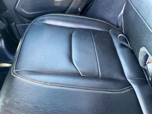 Used 2022 Jeep Wrangler Unlimited Sahara image 28