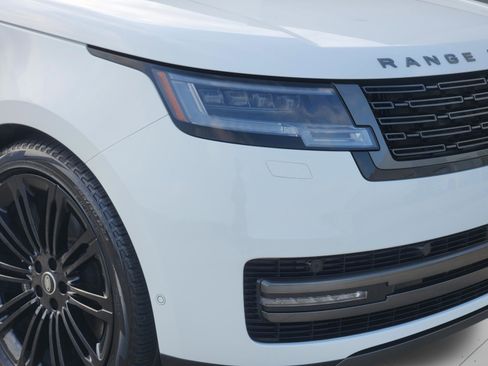 Used 2023 Land Rover Range Rover SE image 29